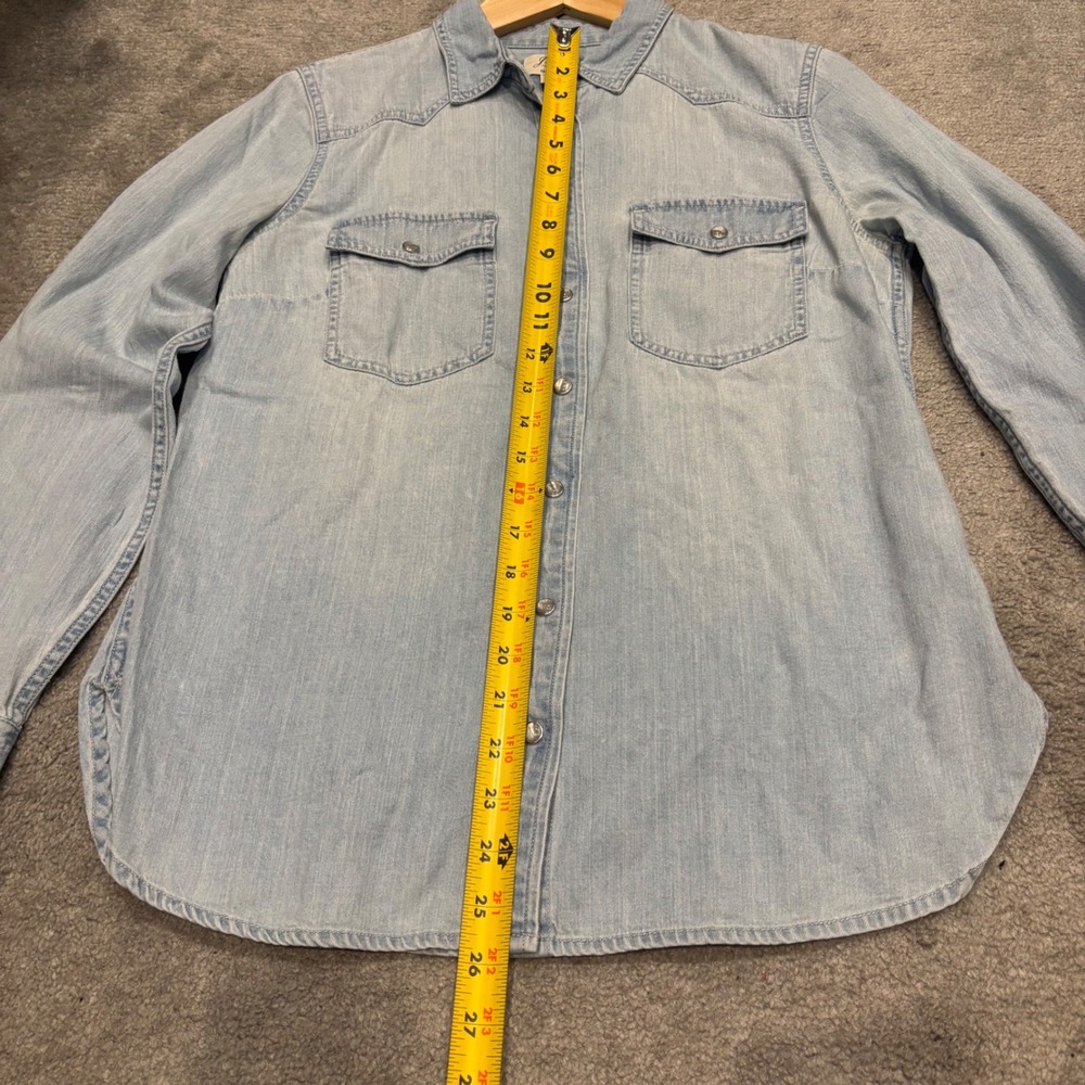 J.Crew Denim Pearl Snap Western Shirt Light Wash Button Down Blue 6 - Picture 6 of 7